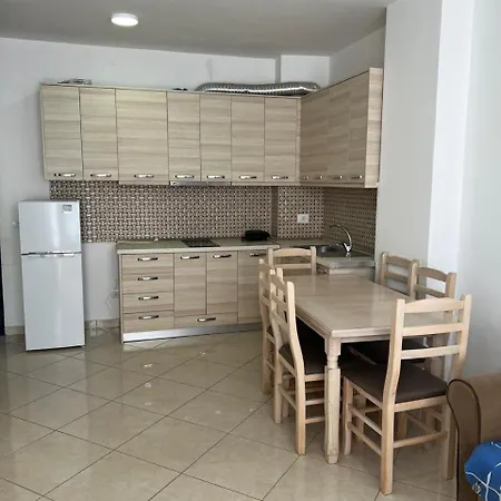 Arber Pali Kati 1 Apartamento *